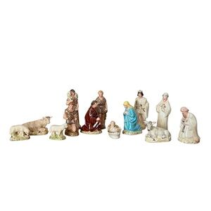 Vintage 1950s Holland Mold 13 Piece Nativity Set